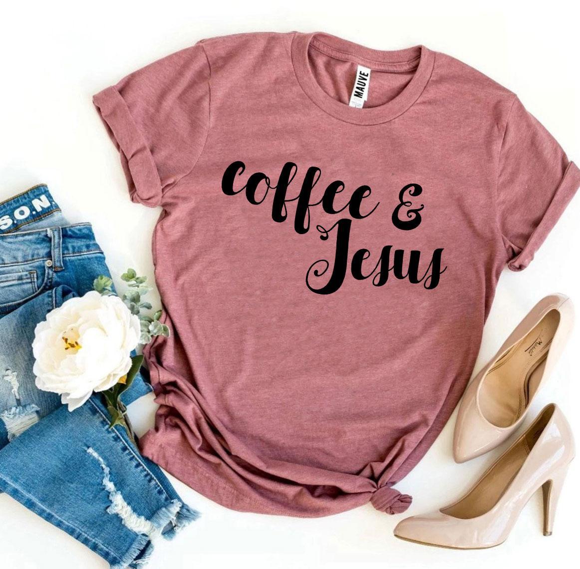 Camiseta de café y Jesús