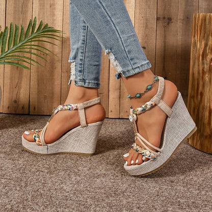 25ª edición – Sandalias de cuña de cáñamo con pedrería