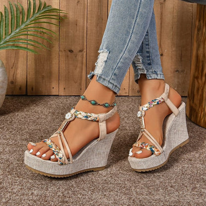 25ª edición – Sandalias de cuña de cáñamo con pedrería