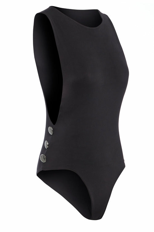 Body con sisa caída