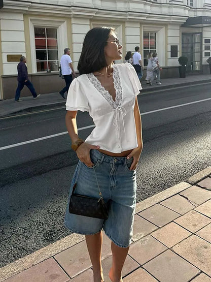 Tops de encaje sólidos de mujer, cuello en V, manga corta, satén, corte ajustado, regular