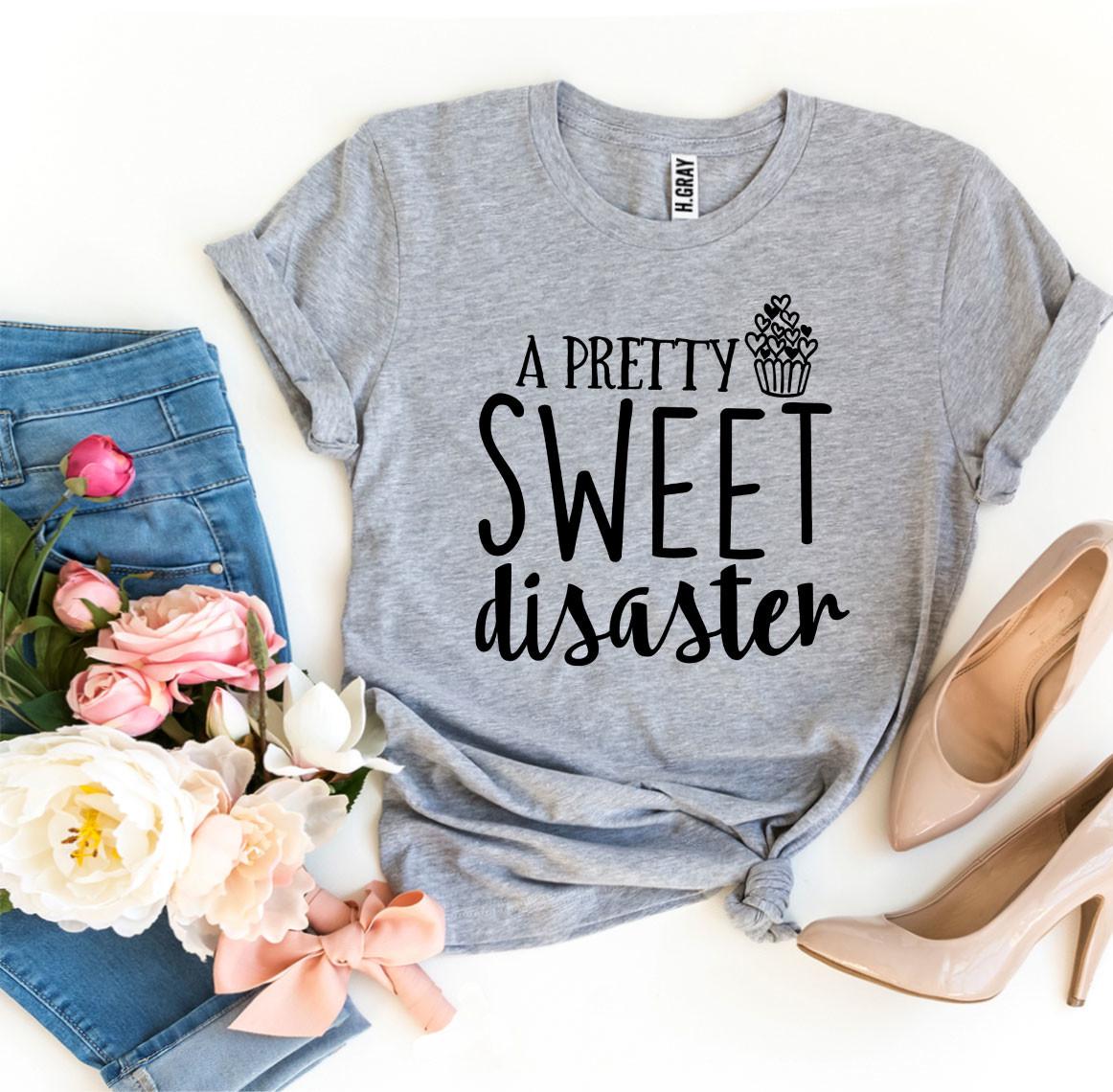 Una camiseta de A Pretty Sweet Disaster