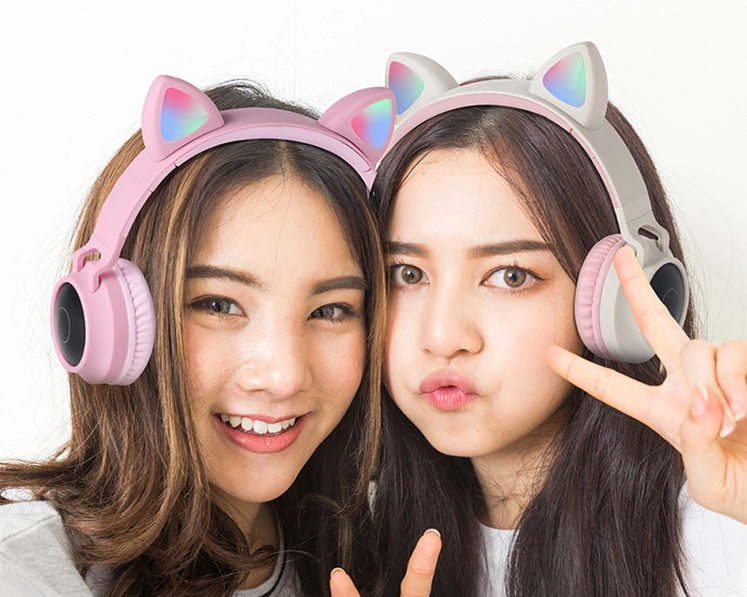 Auriculares inalámbricos plegables Bluetooth con orejas de gato y supergraves