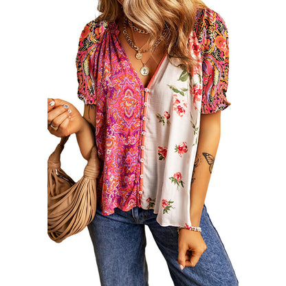 Blusa con cuello en V abotonada, fruncido en los puños, estampado floral multicolor patchwork