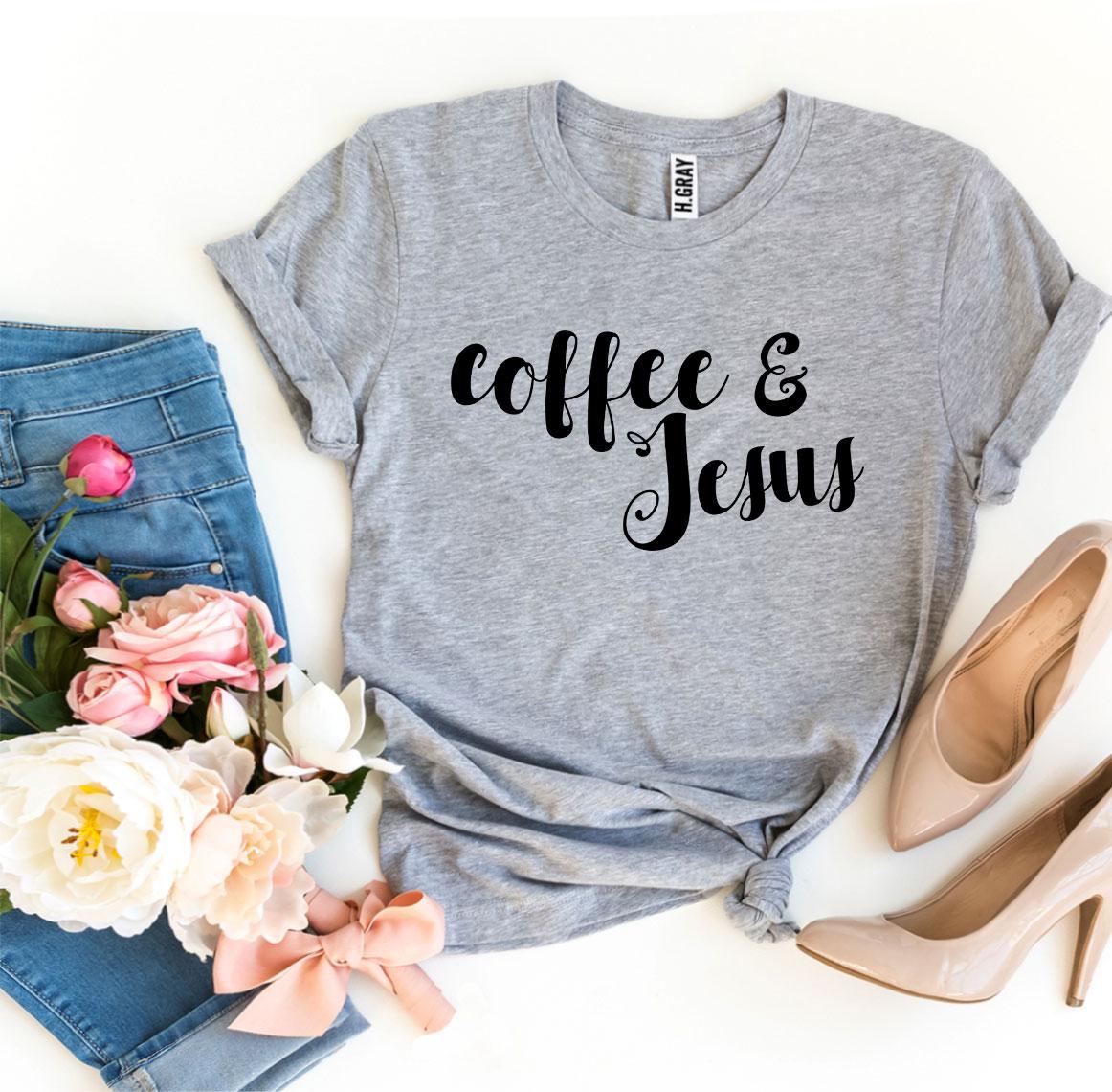 Camiseta de café y Jesús