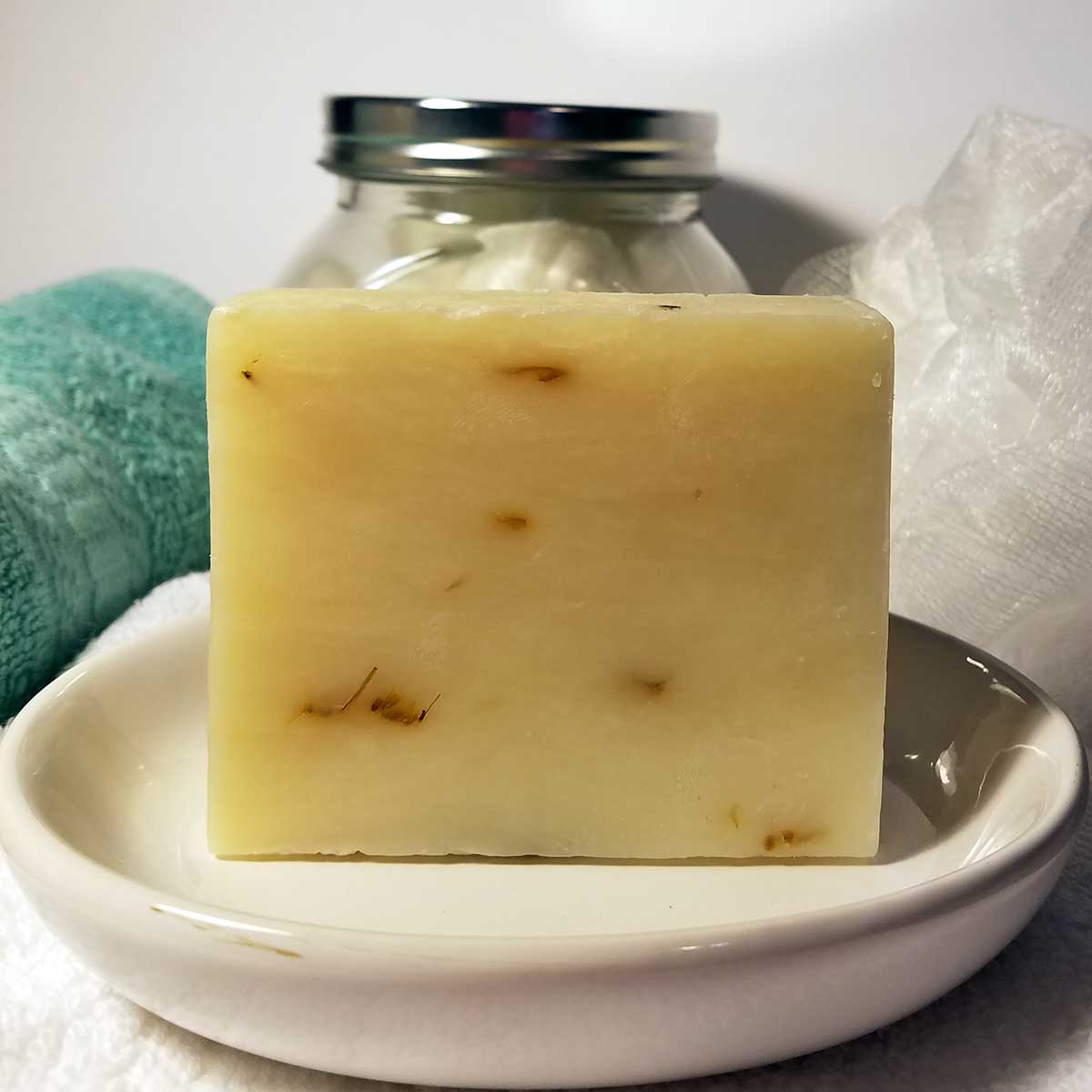 Jabón Artesanal de Aloe y Caléndula