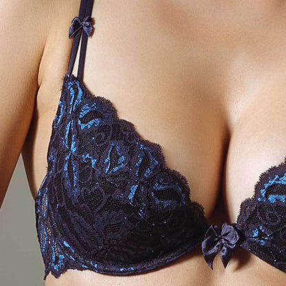 Sujetador push-up de encaje escotado Lavinia Dare Me rosa empolvado